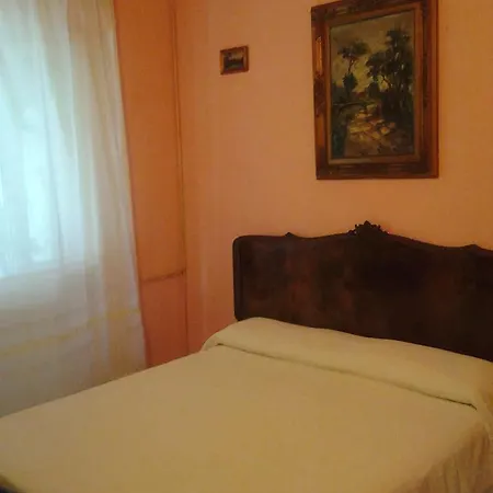 Nocleg ze śniadaniem Lea Viareggio