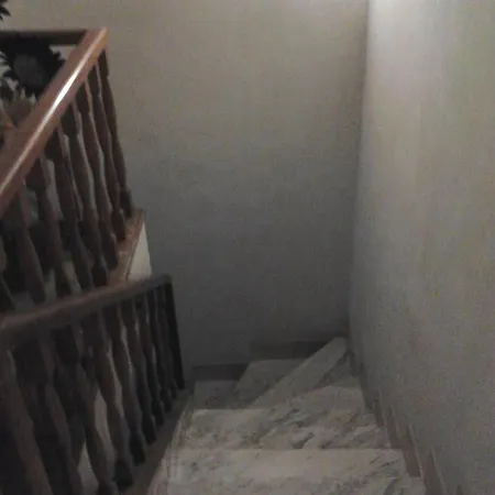 Lea فندق مبيت وإفطار 2*
