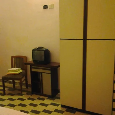 Lea Bed and Breakfast 2*